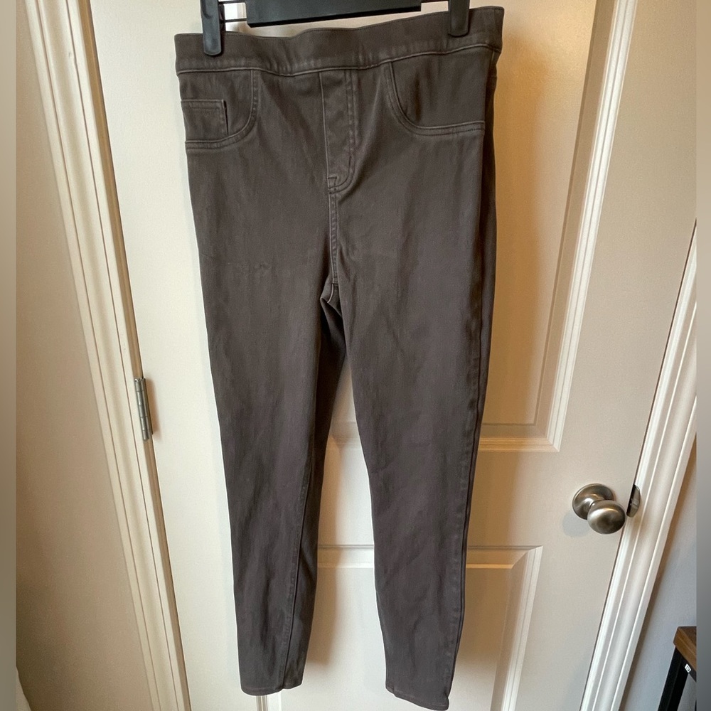 Spanx jeggings in brown size Medium - EUC